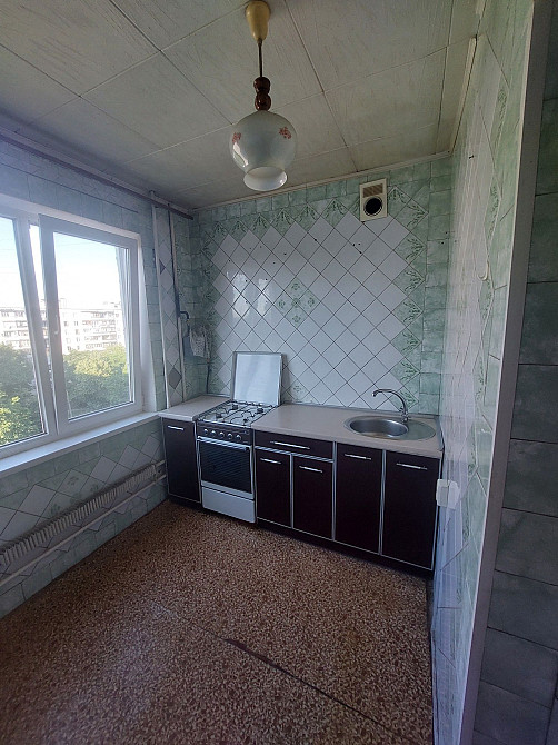 Продам 3к. Квартиру салтовка 533 м-рн пр. Тракторостроителей Харьков - изображение 1