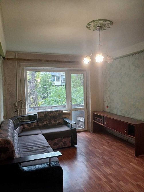 Продам 2-комнатную квартиру на Черемушках, АЭО. Т Кам`янське (Запорізька обл.) - зображення 1