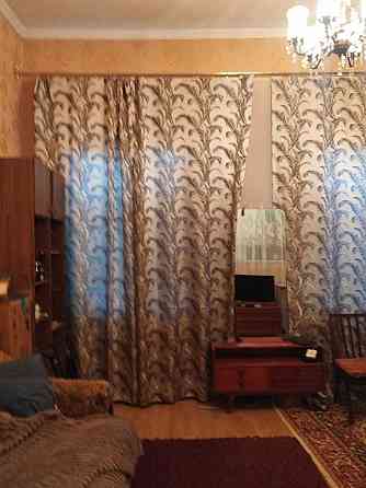 Продам 2 комн. квартиру на ул.  ген. Цветаева с палисадником. Одесса