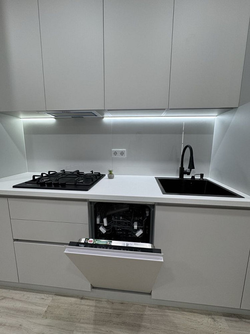 Квартира ЖК На Щасливому повністю вкомплектована Ровно - изображение 7