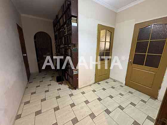 Продам 3 комнатную Квартиру на ул. Вильямса - Большая площадь Одесса