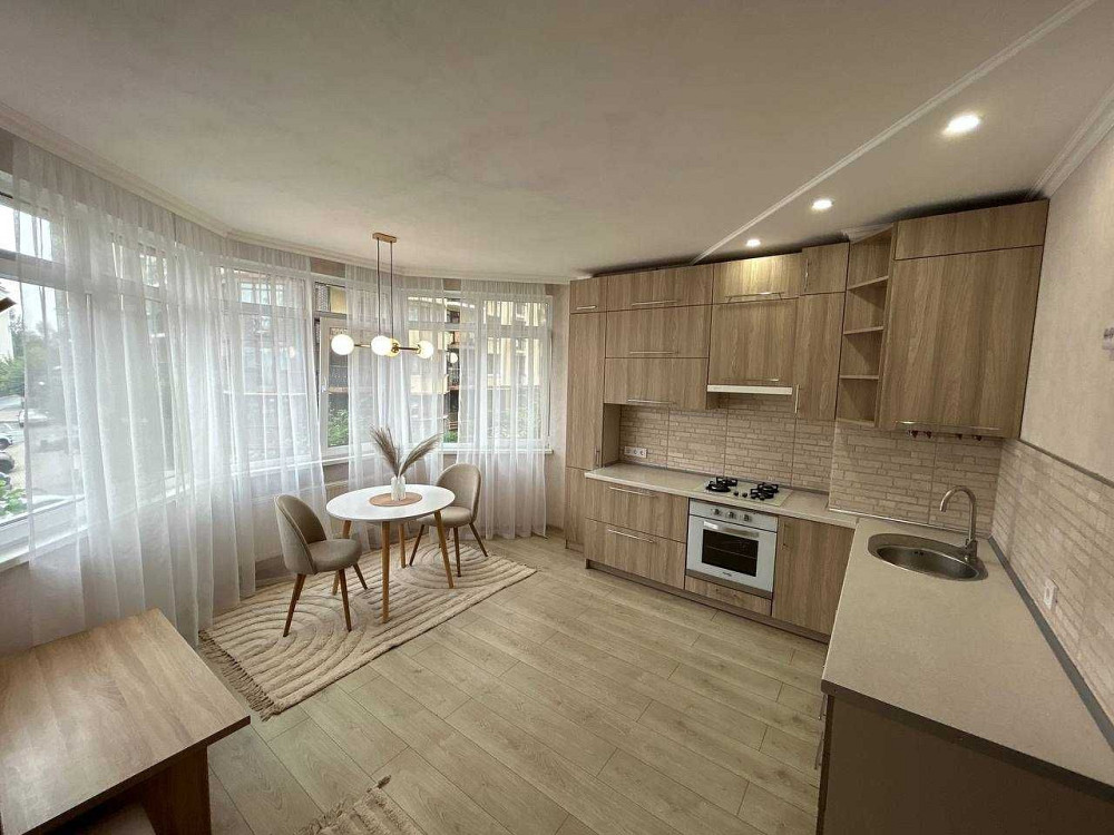 Євро 2х кімнатна квартира з балконом 64м2 ЖК Rich Town Ирпень - изображение 2