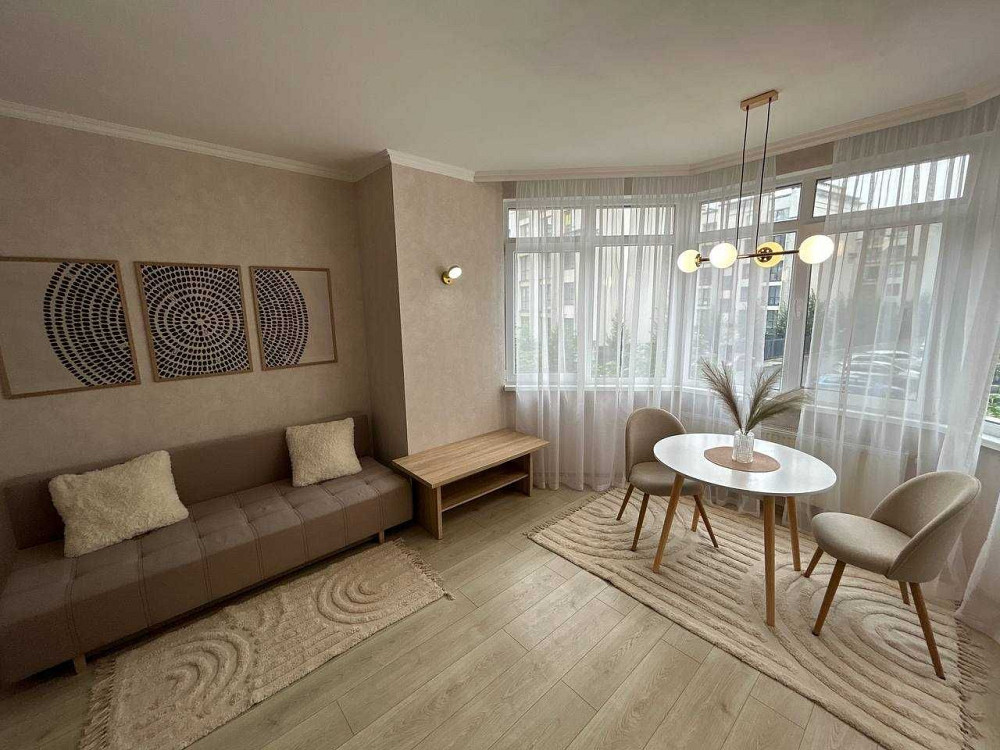 Євро 2х кімнатна квартира з балконом 64м2 ЖК Rich Town Ирпень - изображение 1