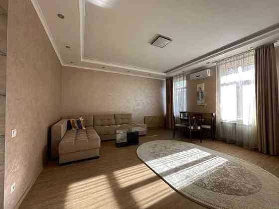 Квартира з новим ремонтом у центрі Липок. Лютеранська, 27/29 Киев