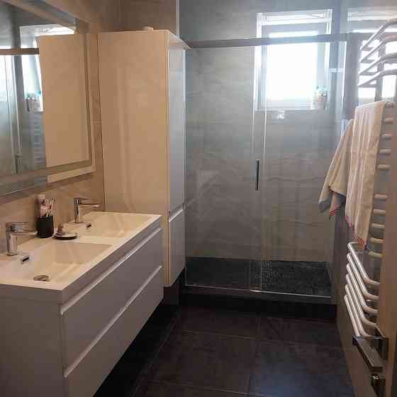 Продам 3-х кімнатну в районі озера(Держпрограми) Івано-Франківськ