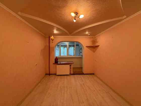 Унікальна 5+кімнатна квартира з гаражем, 2 кухнями та окремим входом Івано-Франківськ