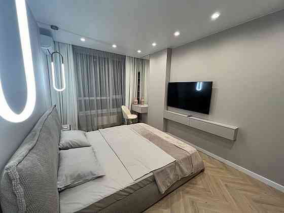 Продам 3 к. квартиру в ЖК SvitloPark з ремонтом. Киев