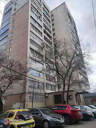 3 к. квартира 9/14 эт. кирп.  рядом с Метро "23 Августа", площ. 76 м2 Харьков