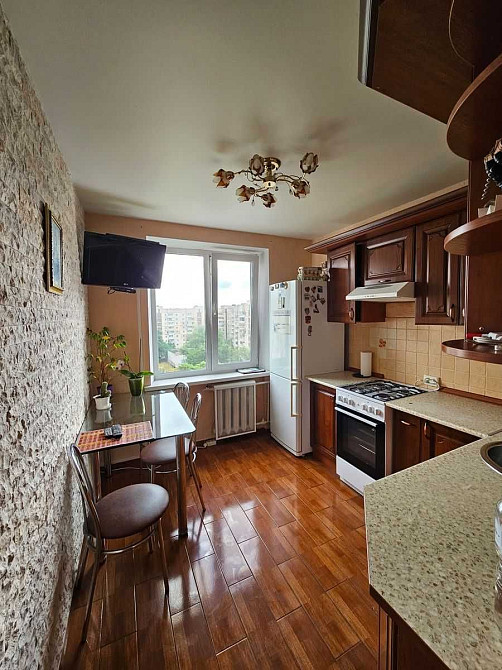 Здається 2-на квартира Святошинський р-н М. Святошин Киев - изображение 2