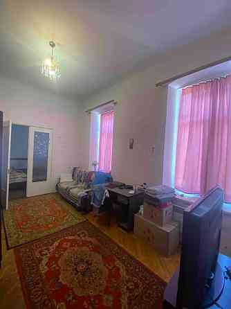 Здається 2-х кімнатна квартира в центрі міста без посередників Черновцы