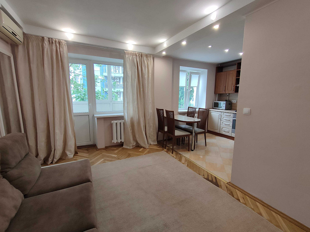 метро Либідська, метро Звіринецька 5-10мин. Пішки. 2-х. Кім.  Центр Киев - изображение 6