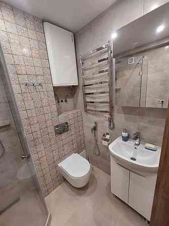 Дегтярівська,26. Метро Лук'янівська 8 хвилин пішки. Киев