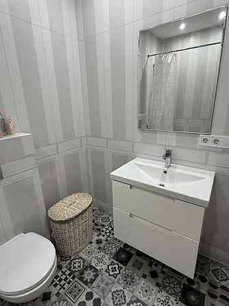 Оренда 2 кімнатної квартири, ЖК Галактика , 68 м. Кв. Сверстюка 6е Киев