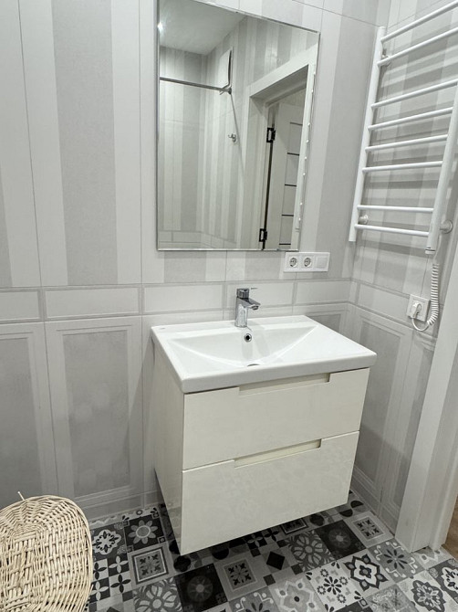 Оренда 2 кімнатної квартири, ЖК Галактика , 68 м. Кв. Сверстюка 6е Киев - изображение 7