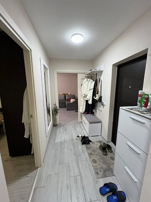 Продається 2 кімнатна квартира район росвигово Мукачево - зображення 3