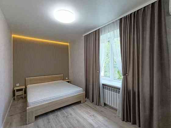 Продам 2-к квартиру з новим ремонтом у центрі Днепр