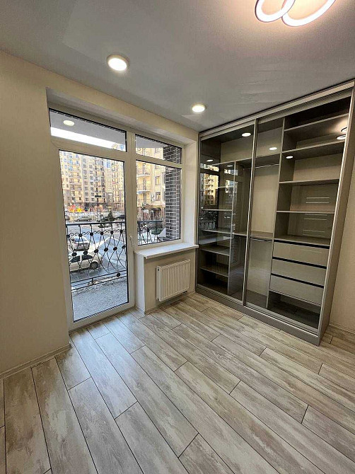 Велика Єро3 кімнатна квартира з новим ремонтом та меблями. Ирпень - изображение 5