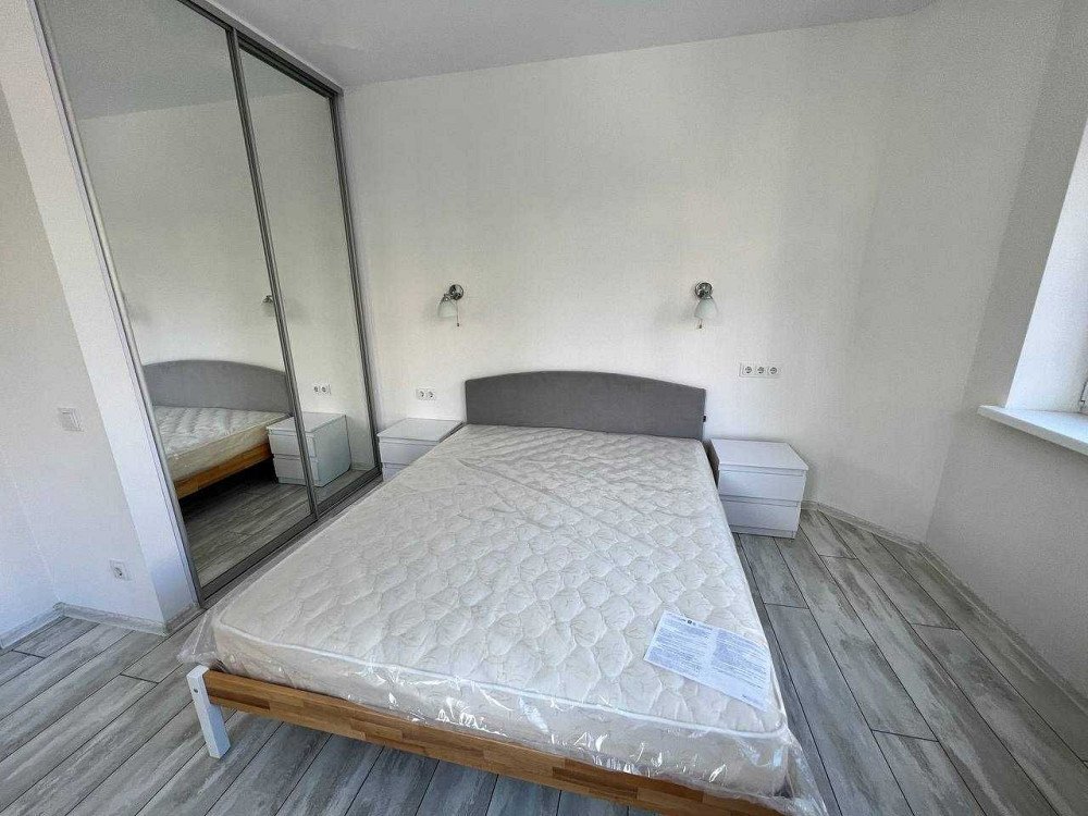 Велика Єро3 кімнатна квартира з новим ремонтом та меблями. Ирпень - изображение 2