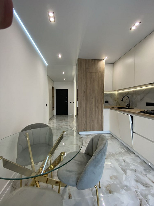 1.5-кімнатна квартира 38 м2 з ремонтом у ЖК Family Plaza Івано-Франківськ - зображення 5