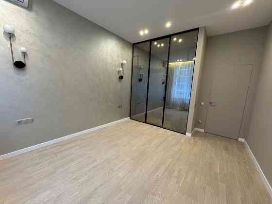 Продаж квартири ЖК Новопечерські липки 84 кв.м. Київ