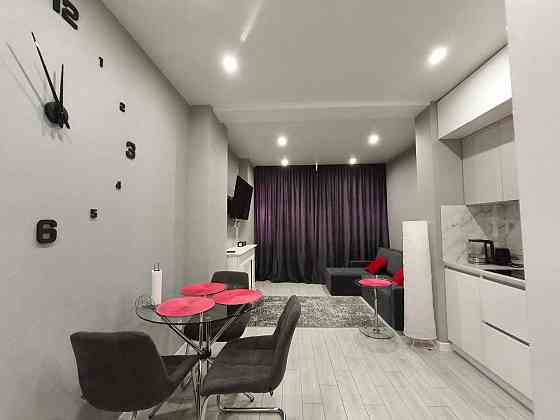 Сдам евродвушку с ремонтом Небесной сотни/ ост. Радужный Одеса