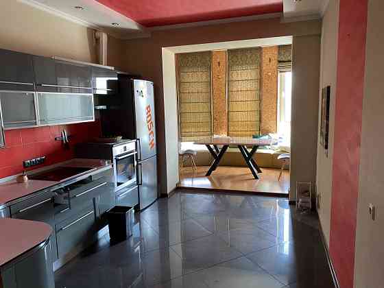 2-кімн. Вишгородська 45/2,  пл.87 м.кв. 9/9 пов.+2 тех. пов., ремонт Киев