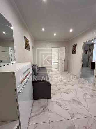 Євротрикімнатна біля центрального парку Ирпень