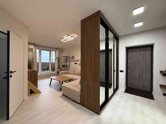 Продаж квартири 90м² з ремонтом 3-кімнатни  2 тераси  центр Ірпеня Ирпень