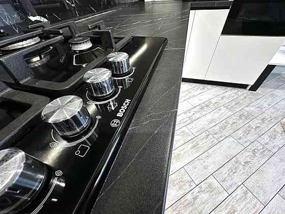 Продам простору квартиру з кухнею-вітальнею! Гостомель