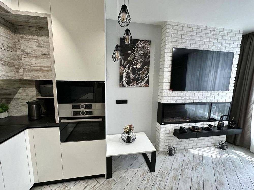 Продам простору квартиру з кухнею-вітальнею! Гостомель - зображення 2