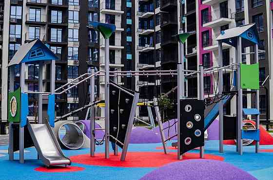 Продам 1 кім з балконом, Фемелі Плаза, 38м2! Терміново! Івано-Франківськ