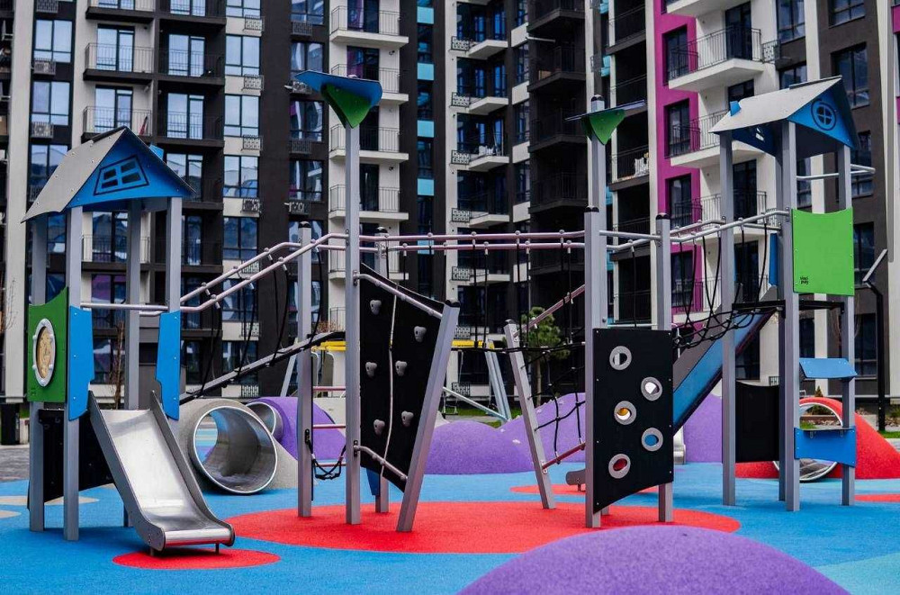 Продам 1 кім з балконом, Фемелі Плаза, 38м2! Терміново! Івано-Франківськ - зображення 1