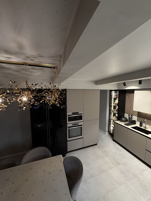 Продається 2-х рівнева квартира. Рафанда. 136 м.кв. Центр Ужгород - зображення 5