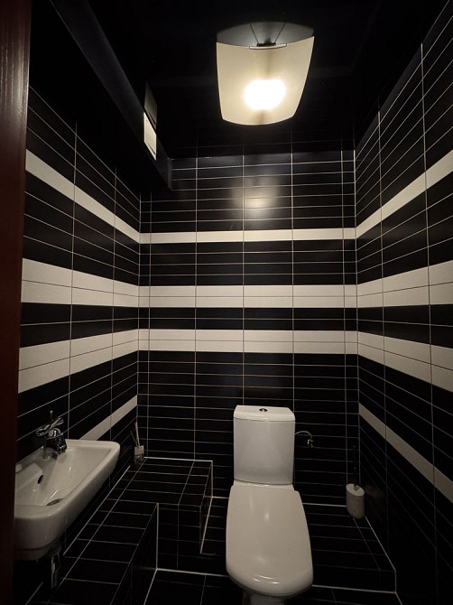 Продається 2-х рівнева квартира. Рафанда. 136 м.кв. Центр Ужгород - зображення 8