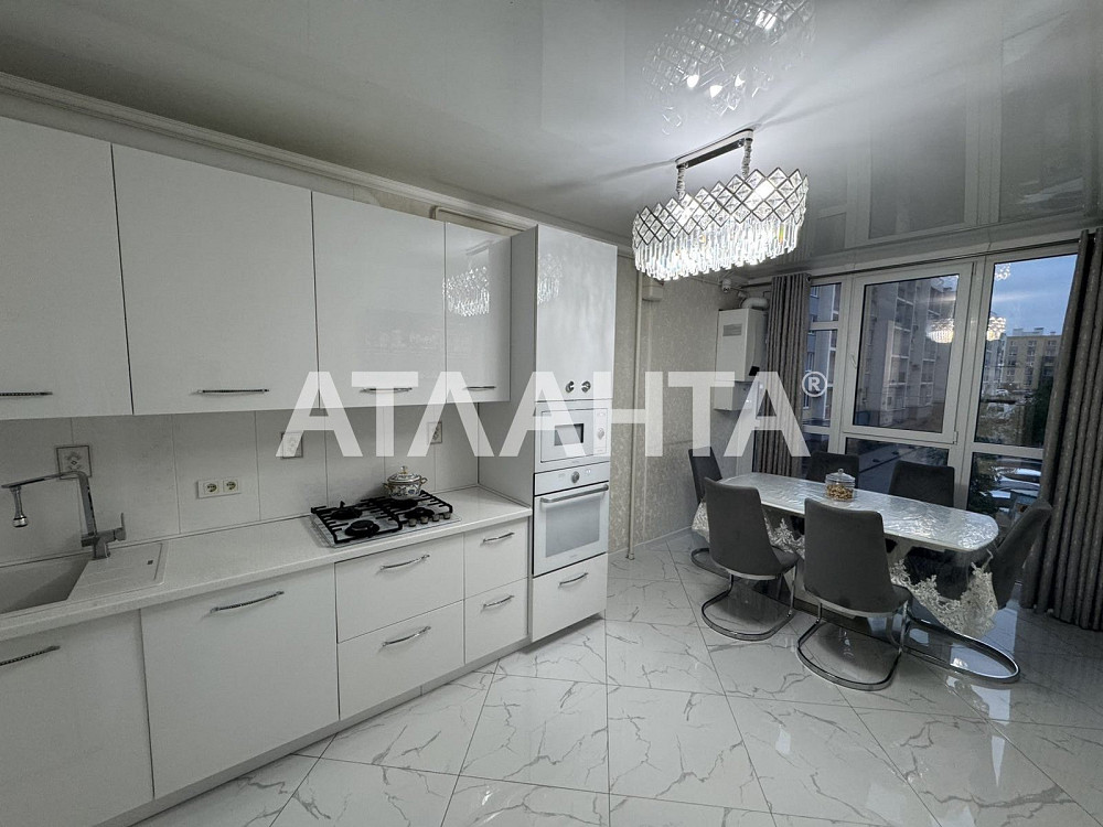 Продам 3 комнатную Квартиру с Капремонтом Мебелью  ЖК 7 Небо Авангард - изображение 8