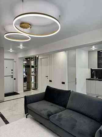 Продажа 2к квартири центр 61м2 м.Олимпийская 4этаж Гардеробная Київ