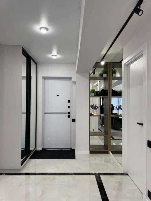 Продажа 2к квартири центр 61м2 м.Олимпийская 4этаж Гардеробная Киев - изображение 8