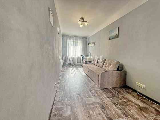 БЕЗ % Продаж 2-к квартири на вул. Гетьмана Кирила Розумовського, 8 Київ