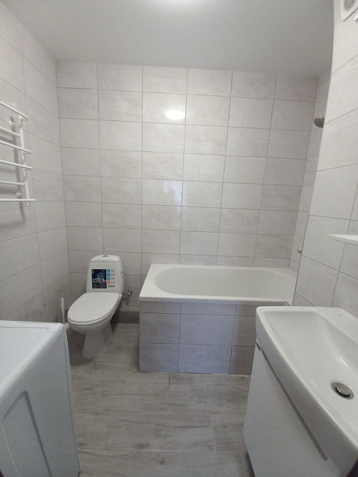 Здам 1 к квартиру по вул металургів 35 атлант варіанти Бровары - изображение 5