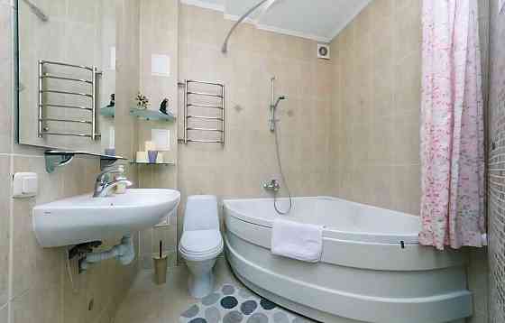 3-к квартира в історичному центрі Києва, біля Золотих Воріт, 68 м² Киев