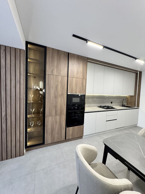 Продаж 2 кім з євроремонтом в центр частині міста в закритому ЖК Ивано-Франковск - изображение 3