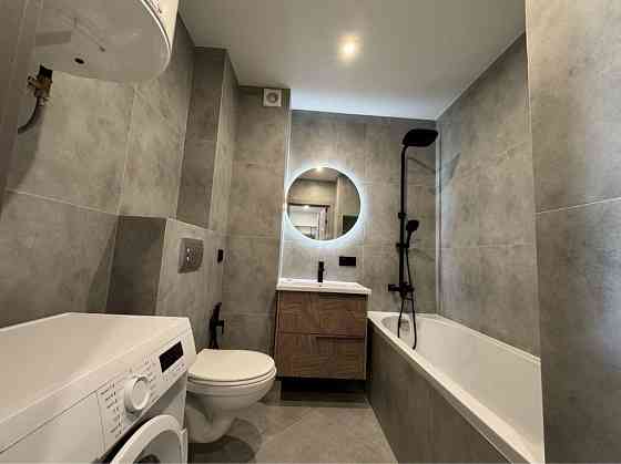 Продаж 1 кімн. з Новим Дизайнерським ремонтом ЖК Атлан на Киівській Бровары