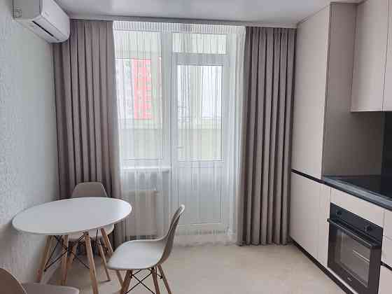 Продаж 1 кімн. з Новим Дизайнерським ремонтом ЖК Атлан на Киівській Бровары