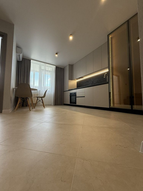 Продаж 1 кімн. з Новим Дизайнерським ремонтом ЖК Атлан на Киівській Бровары - изображение 7