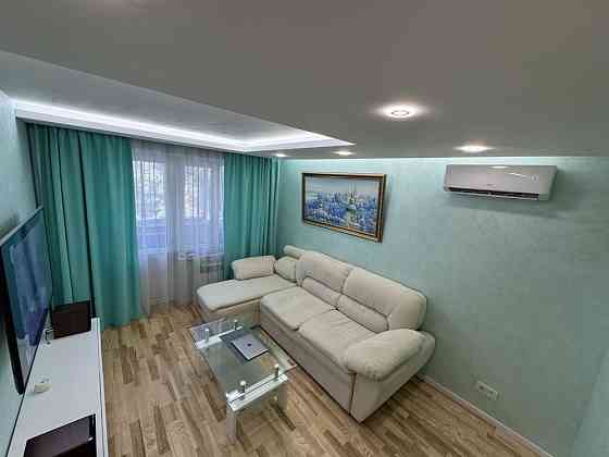 Продам двокімнатну квартиру Київ