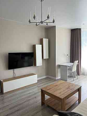 Довготривала оренда квартири 3 кімнати, ЖК Скеля у Яремче Яремче