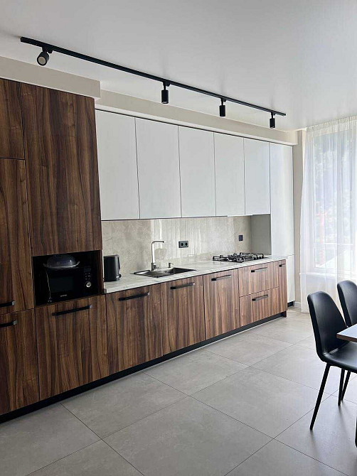 Довготривала оренда квартири 3 кімнати, ЖК Скеля у Яремче Яремче - зображення 2