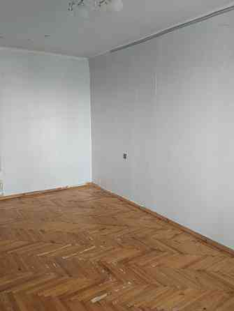 Сдам 1 КВ.по пр.Юбилейный (район пиццерии)6/9.4000+к.у. Запоріжжя