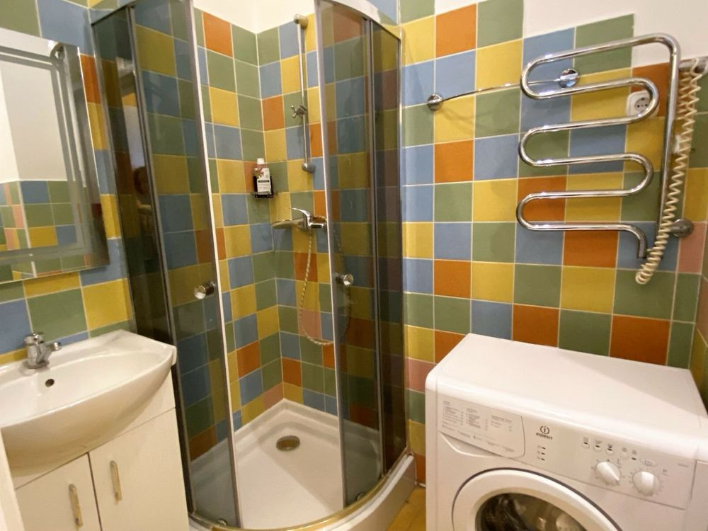 Затишна світла студія на Дарвіна 8. Київ - зображення 7