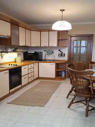 Оренда  3х. кімнатної квартири  Позняки, вул. Ревуцького  5 Київ